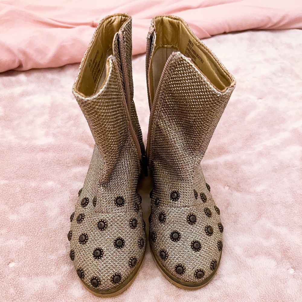 Joyfolie Gold boots